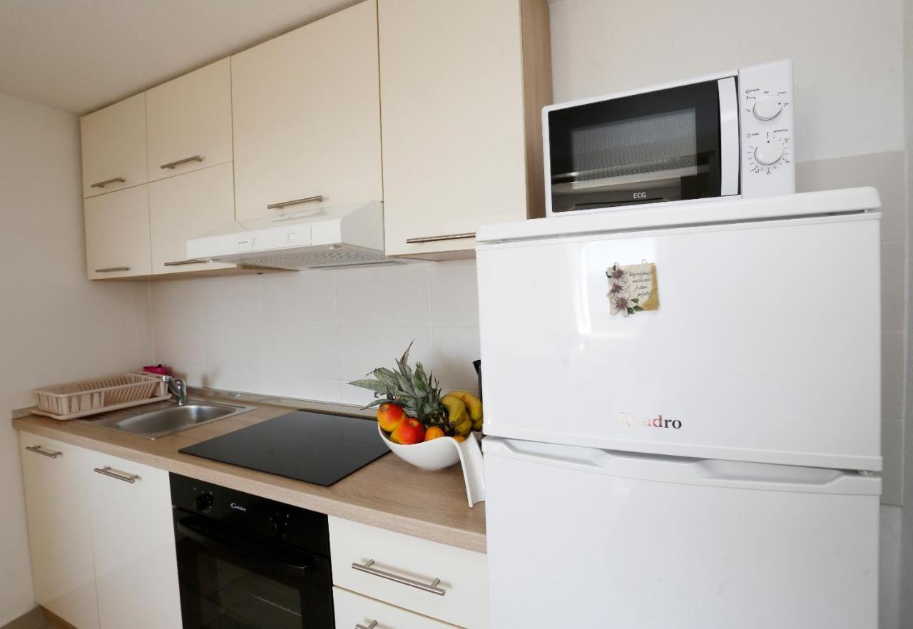 Holiday Home Miklica Klis Екстериор снимка