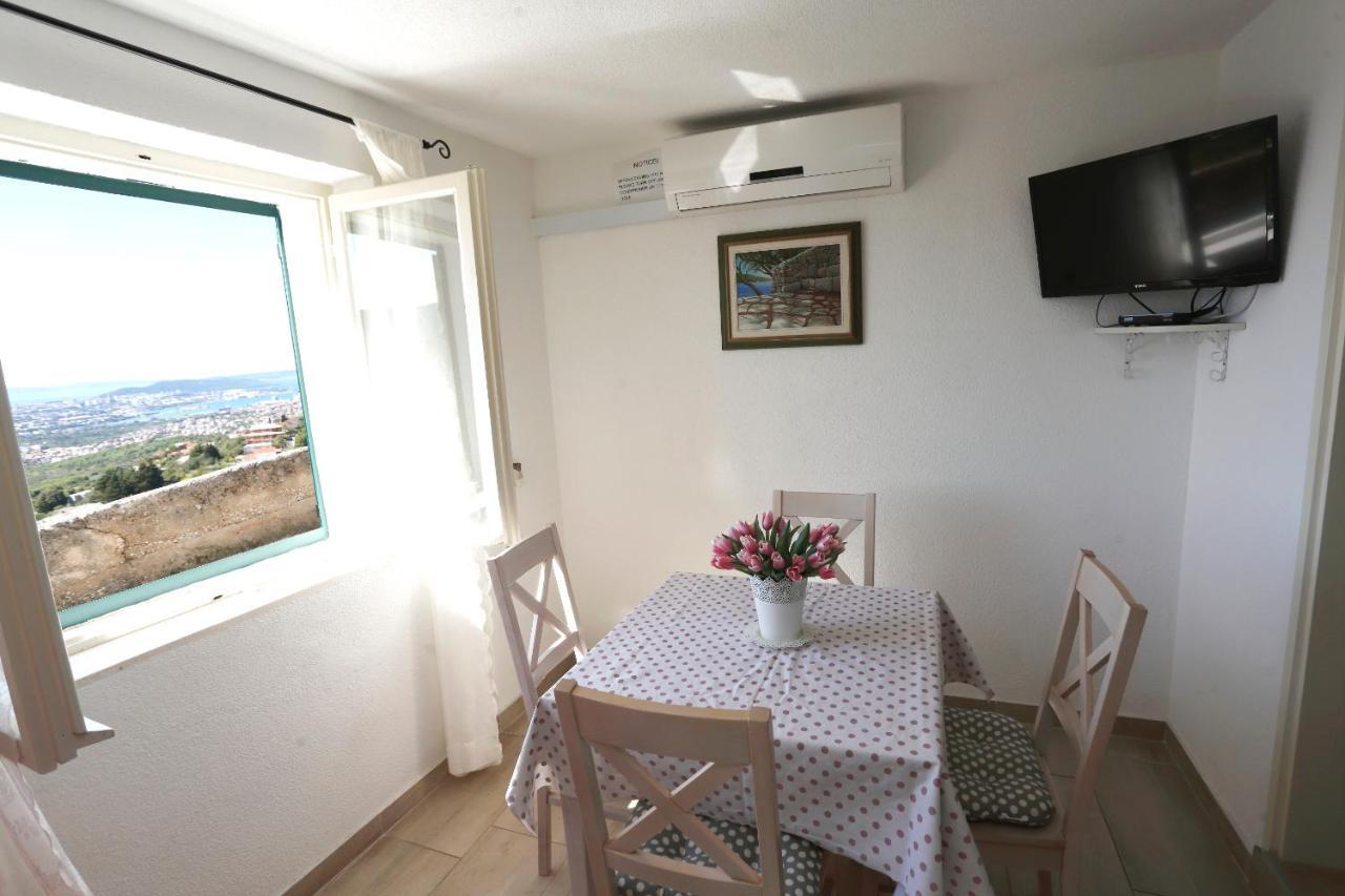 Holiday Home Miklica Klis Екстериор снимка
