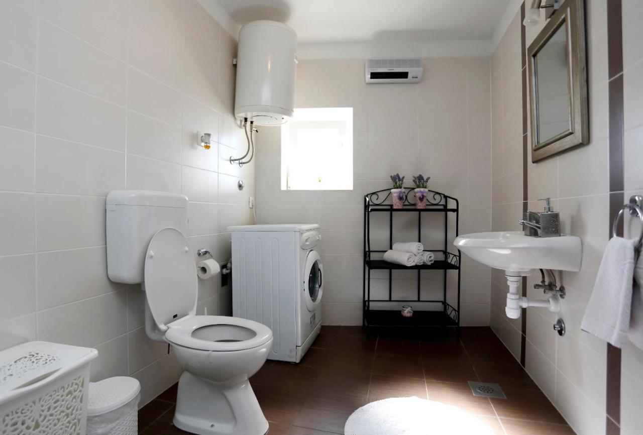 Holiday Home Miklica Klis Екстериор снимка