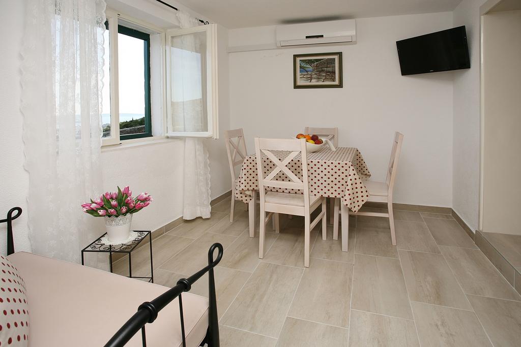 Holiday Home Miklica Klis Екстериор снимка