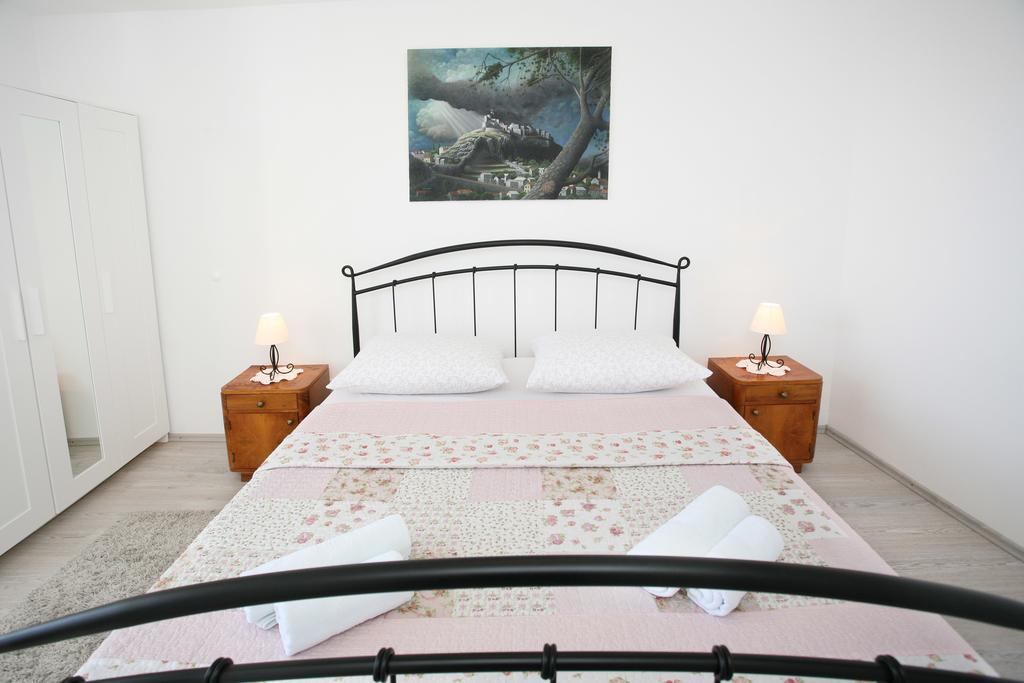 Holiday Home Miklica Klis Екстериор снимка
